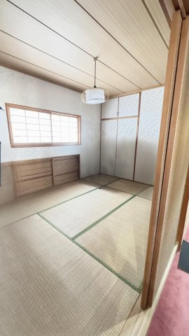和室:畳と和室の特徴が主体の室内写真