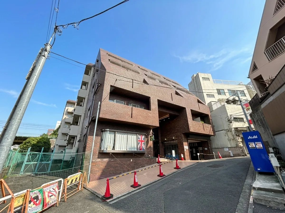サンパティオ高田馬場の建物外観
